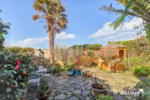 Photo 22- click for photo gallery